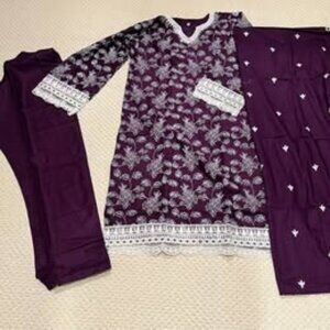 New 3 piece Embroidered Women ethnic, Pakistani outfit from winter collection
